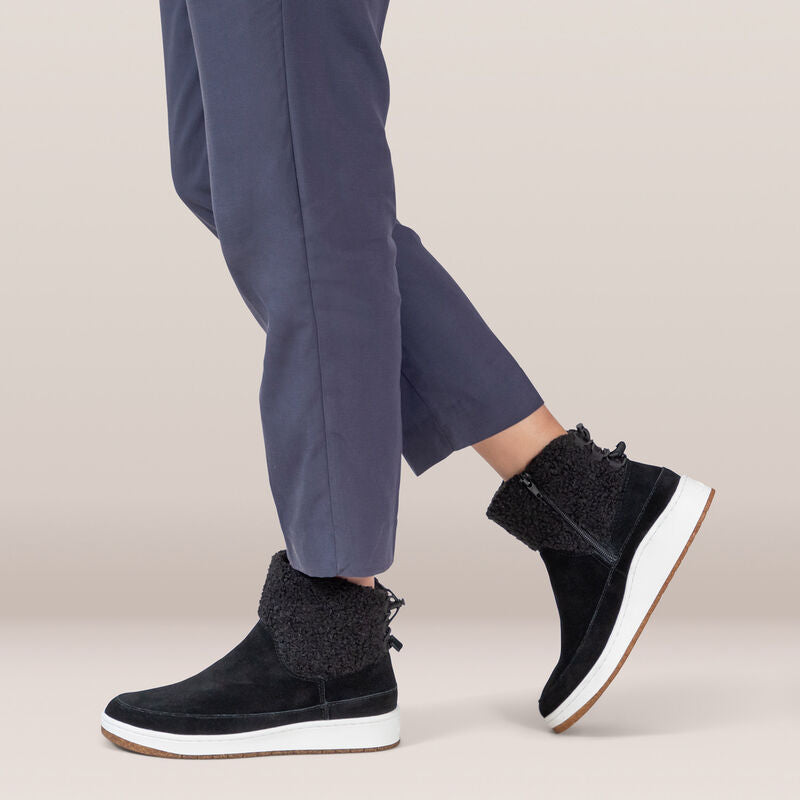 Winnie Shearling Women Boots Black - Aetrex Middle East