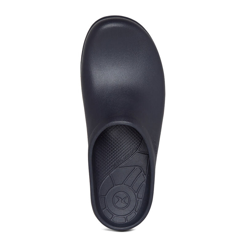 Bondi Orthotic Clogs Women Navy - Aetrex Middle East