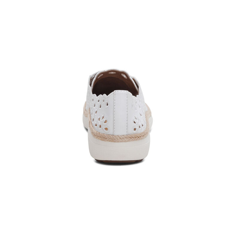 Charlotte Lace Up Sneaker White - Aetrex Middle East