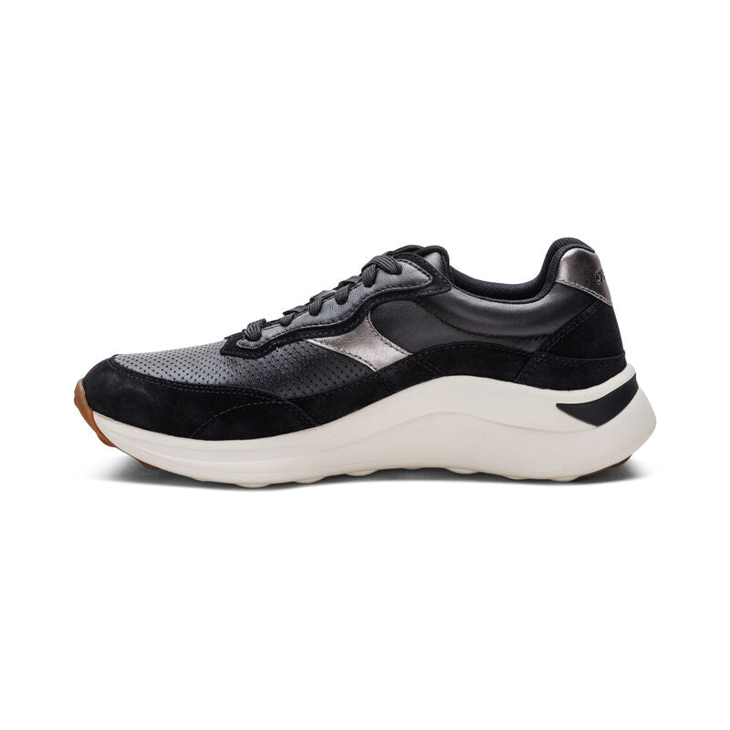Emily Lace Up Sneakers Black - Aetrex Middle East