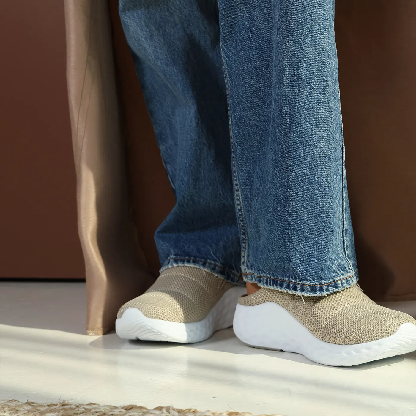 Harley Comfort Clogs Taupe - Aetrex Middle East
