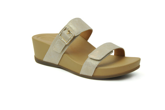 Mira Slide-On Wedge Sandals Light-Gold