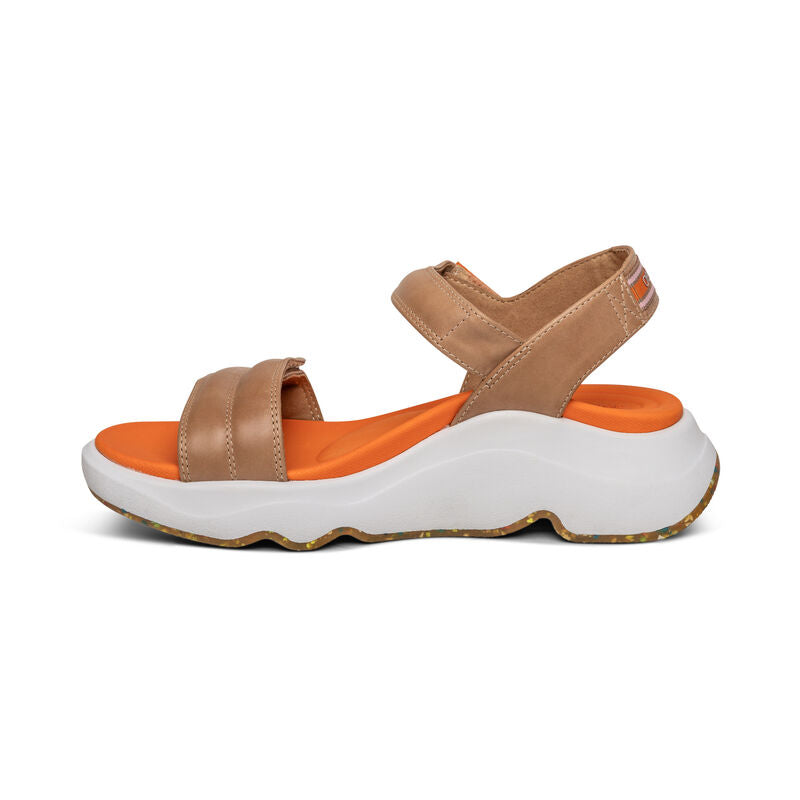 Aetrex Whit Water-Friendly Sport Sandals Camel