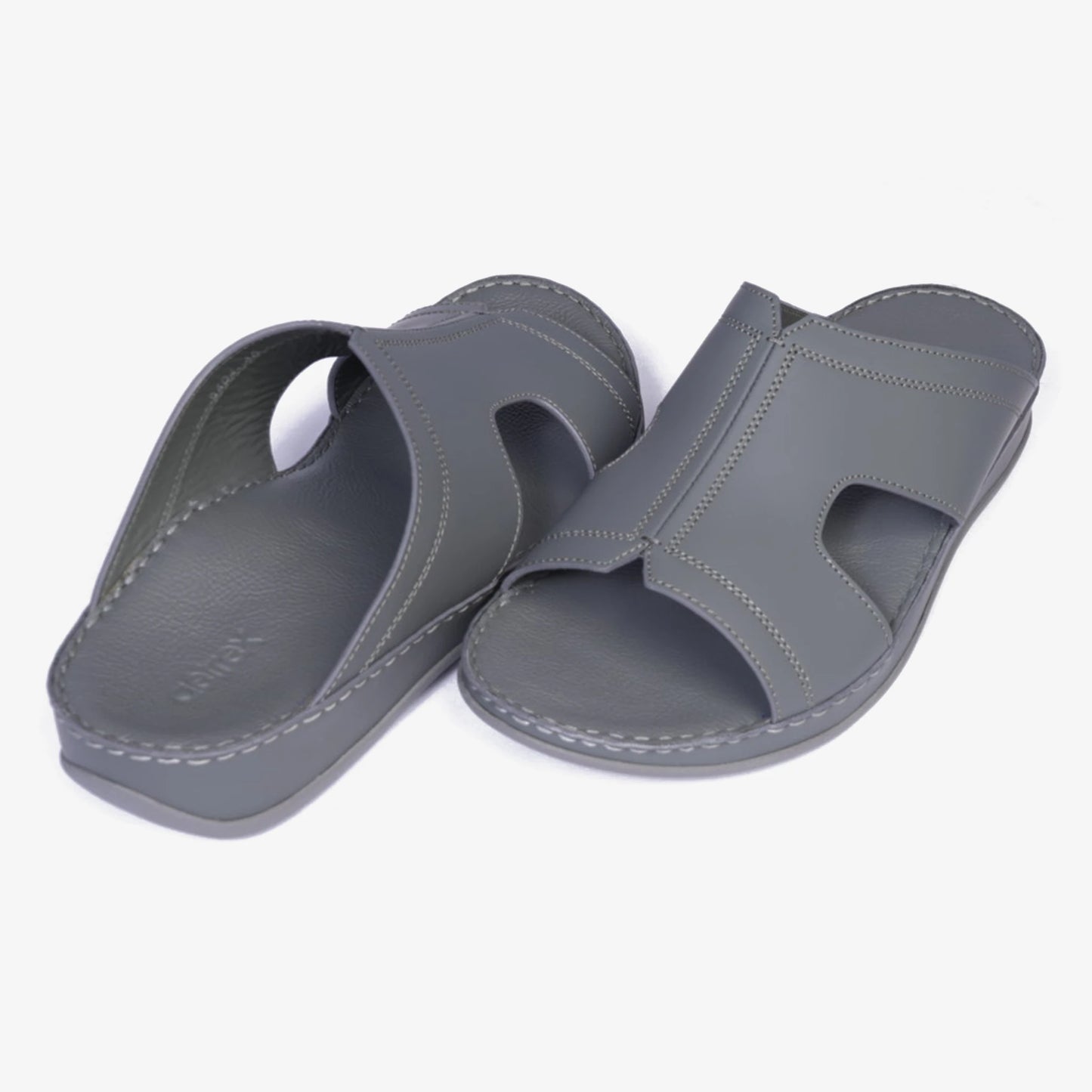 Timeless Unlined Hammered Classic Arabic Sandals Grey - Aetrex Middle East