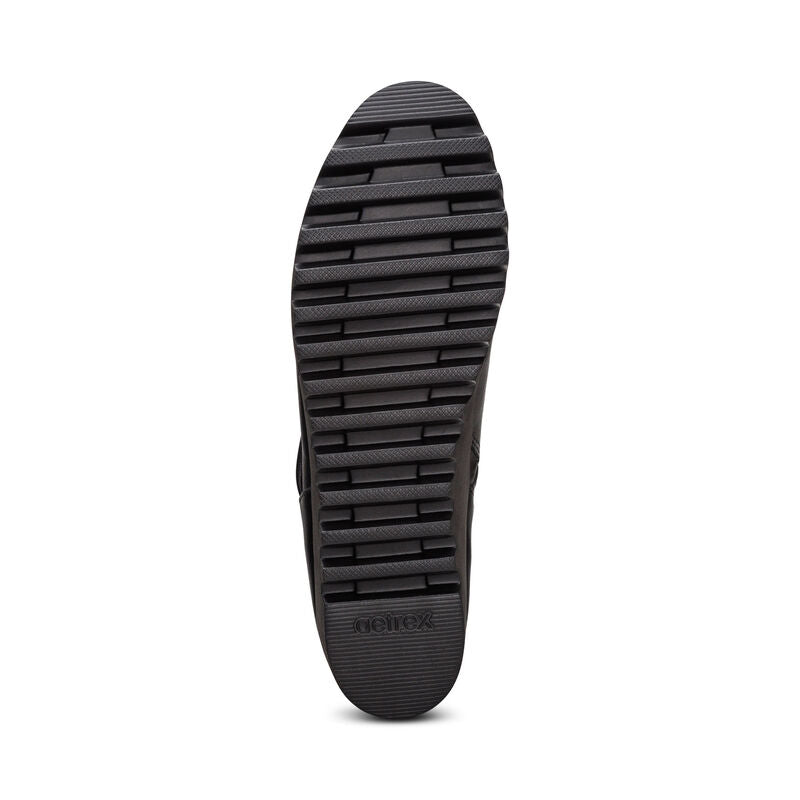 Zoey Slip-On Women Boots Black Leather - Aetrex Middle East